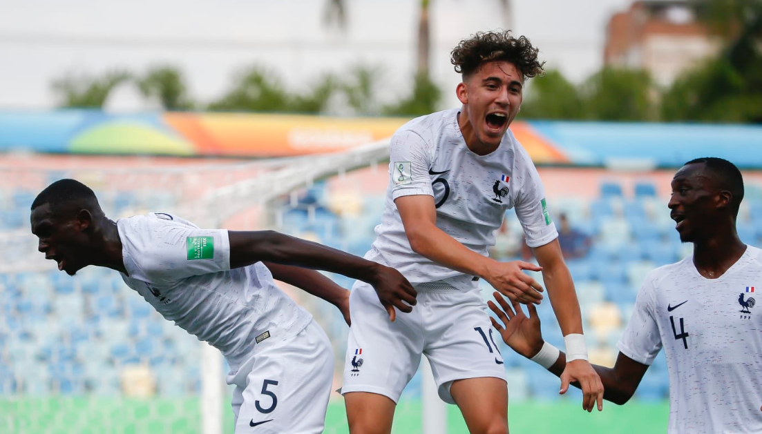 法国队横扫德国队，辛杜统治全场